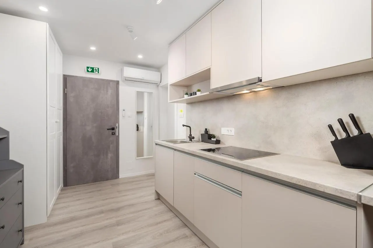 Apartments Penkala Rijeka 0*,  Croatia