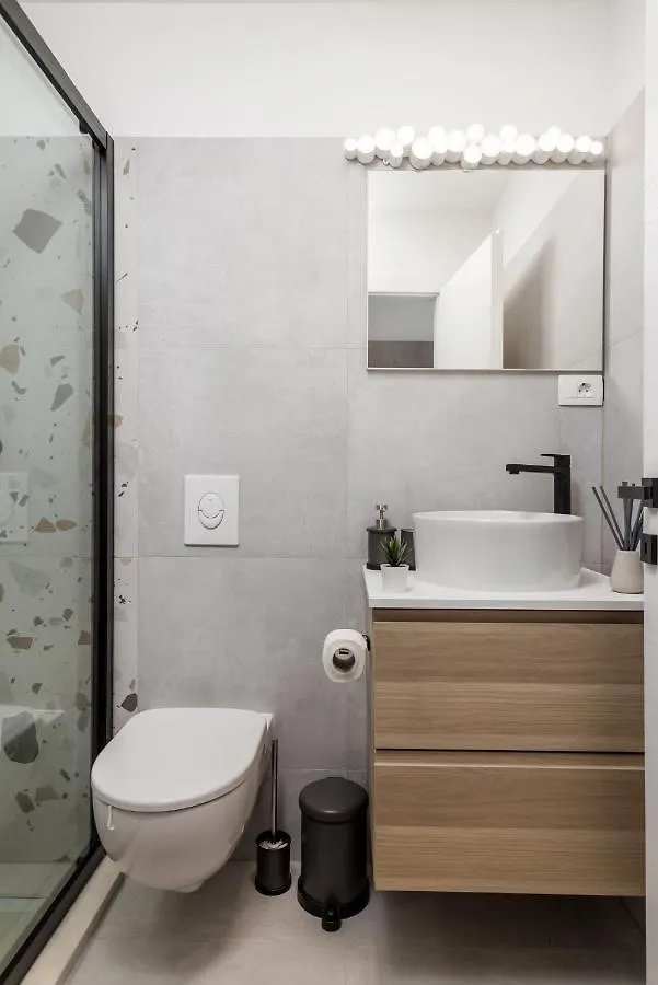 Apartments Penkala Rijeka 0*,