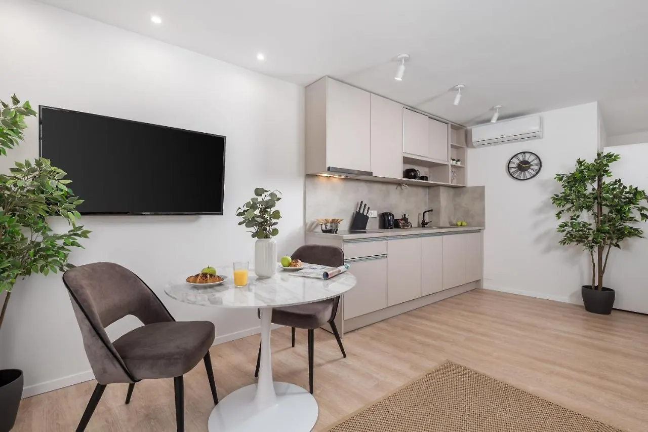 Apartments Penkala Rijeka 0*,  Croatia