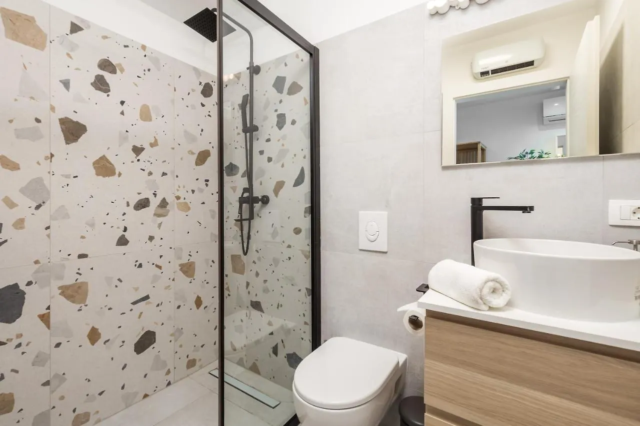 Apartments Penkala Rijeka 0*,