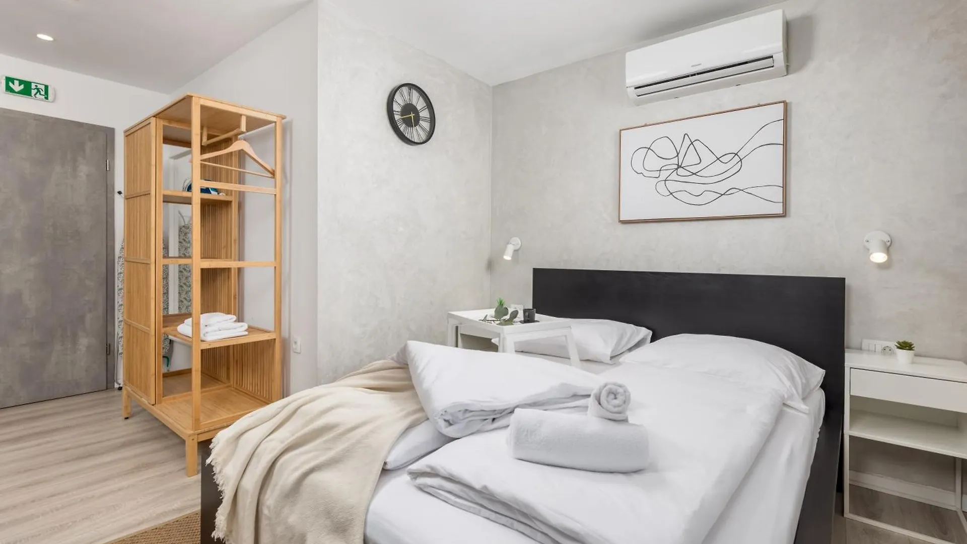 Apartments Penkala Rijeka 0*,