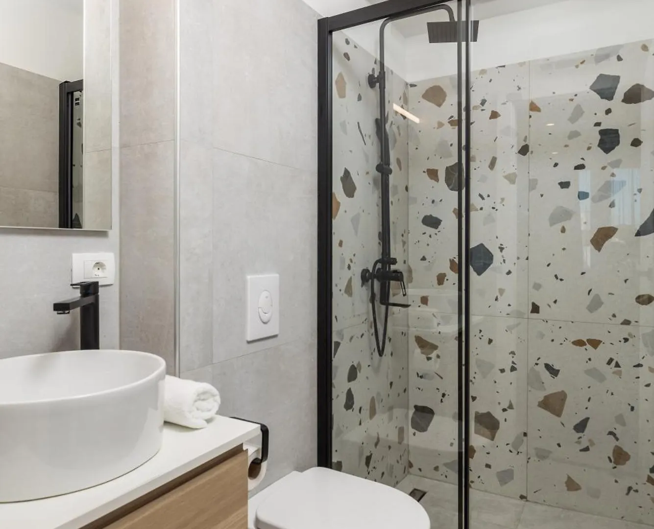 Apartments Penkala Rijeka 0*,  Croatia
